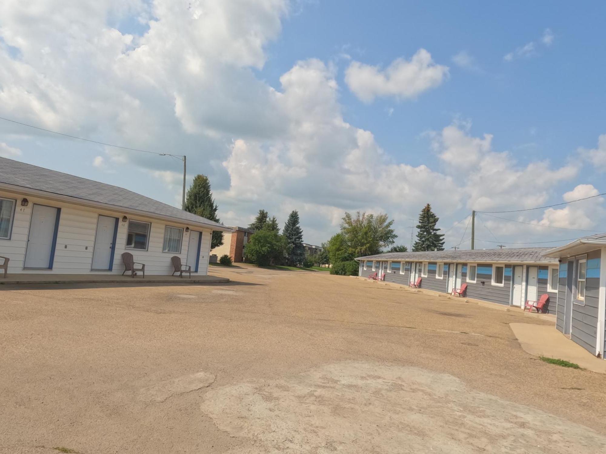 Westview Motel Vegreville Kültér fotó